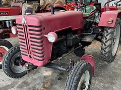 Case IH McCormick D 214